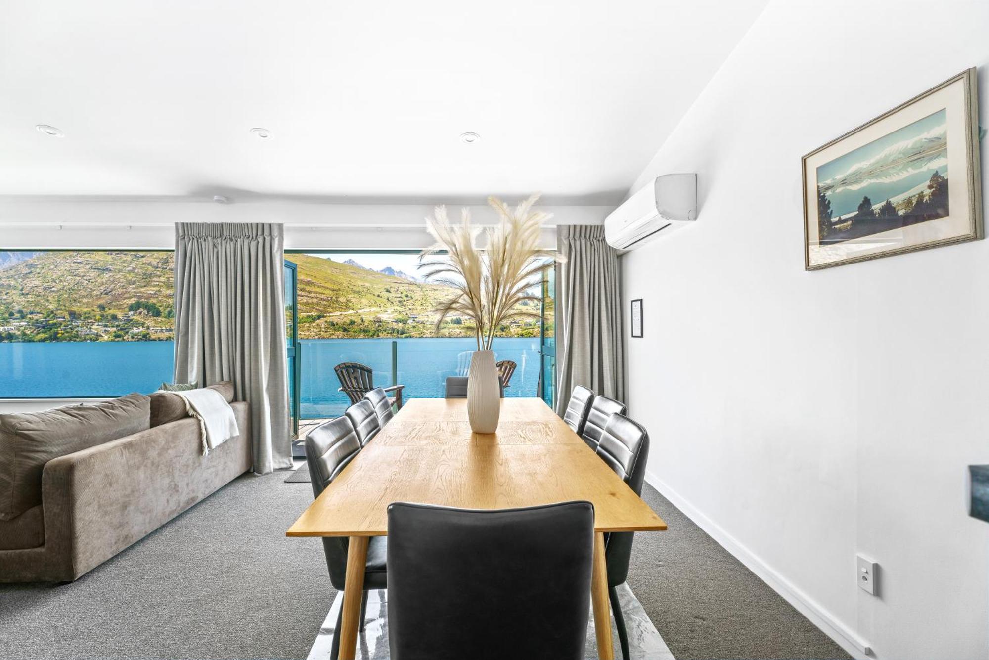 Lakefront Living At Remarkables Retreat - Eight Queenstown Bagian luar foto